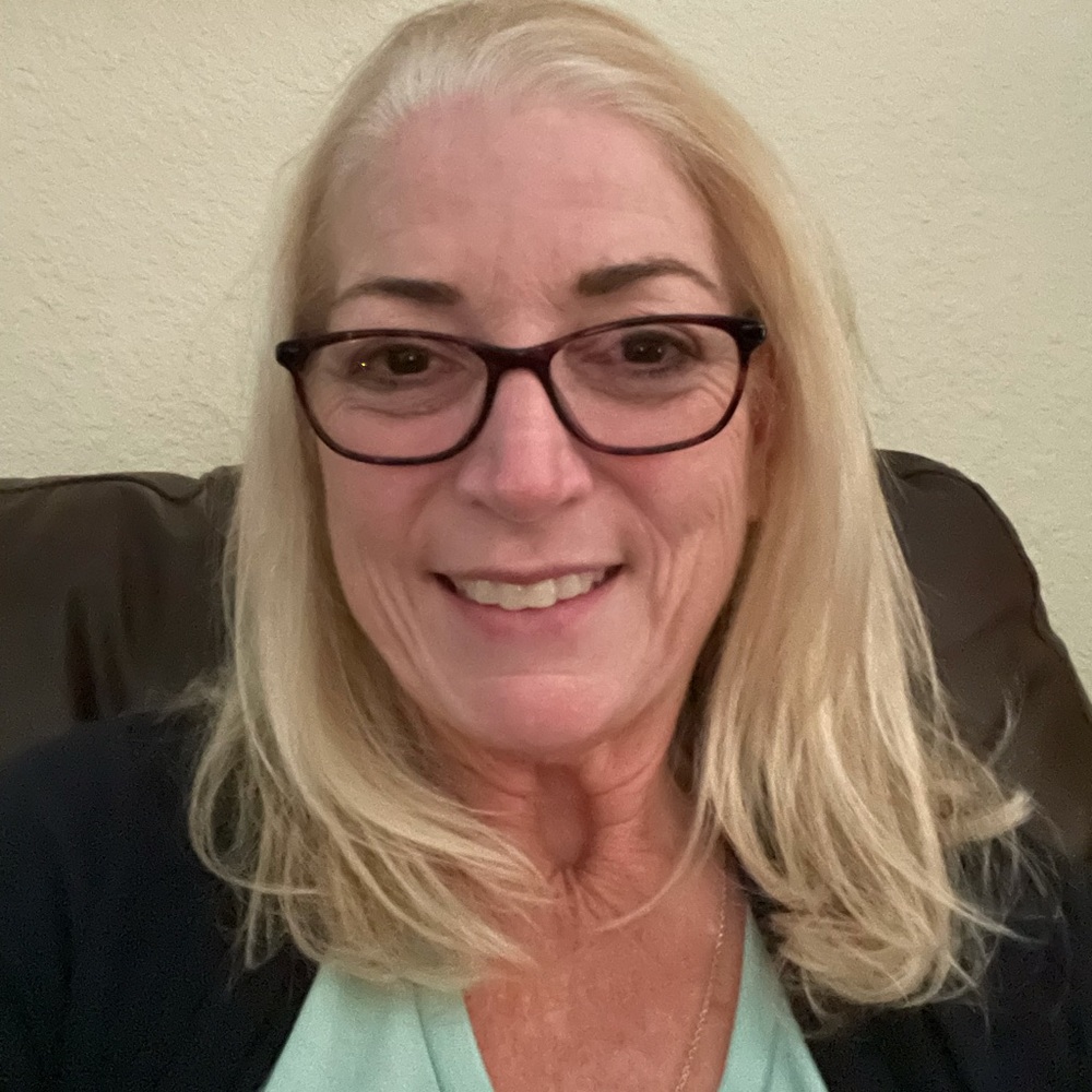 Meet your Posher, Christine